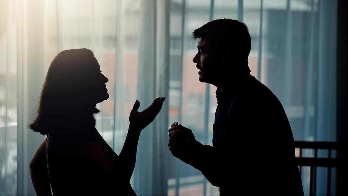 Что такое патологический симбиоз: 7 признаков того, что вы живете чужой жизнью  (Психология)