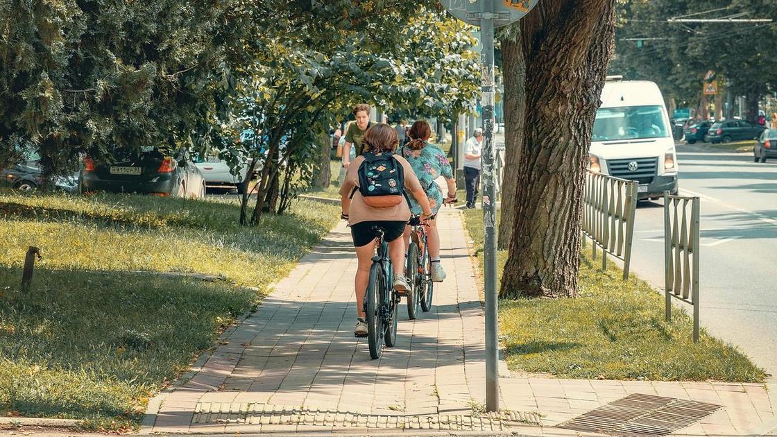 &laquo;Она мужа съела?&raquo;: девушка из Краснодара решила открыть велоклуб&nbsp;&mdash; и велосипедисты затравили ее за вес  (Психология)