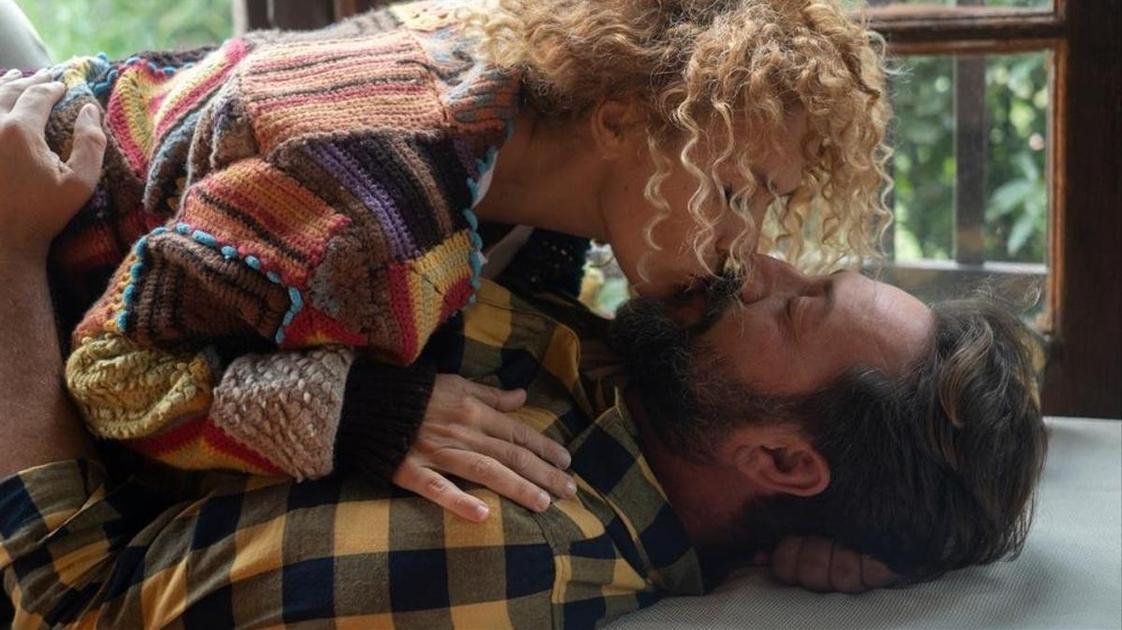 &laquo;Верность&nbsp;— хрупкий идеал&raquo;: почему измен становится все больше и действительно ли институт семьи устарел  (Психология)