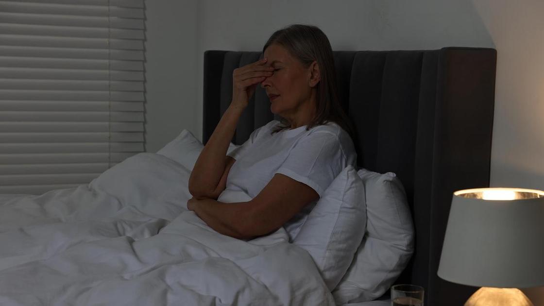 &laquo;Часто вижу эротические сны, но дальше объятий и поцелуев в них почему-то ничего не заходит&raquo;  (Психология)