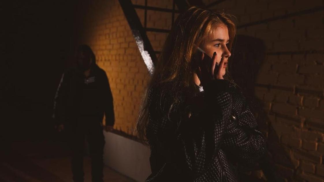 Что делать, если к тебе пристают: как девушке защититься от незнакомого мужчины на улице и не только  (Психология)