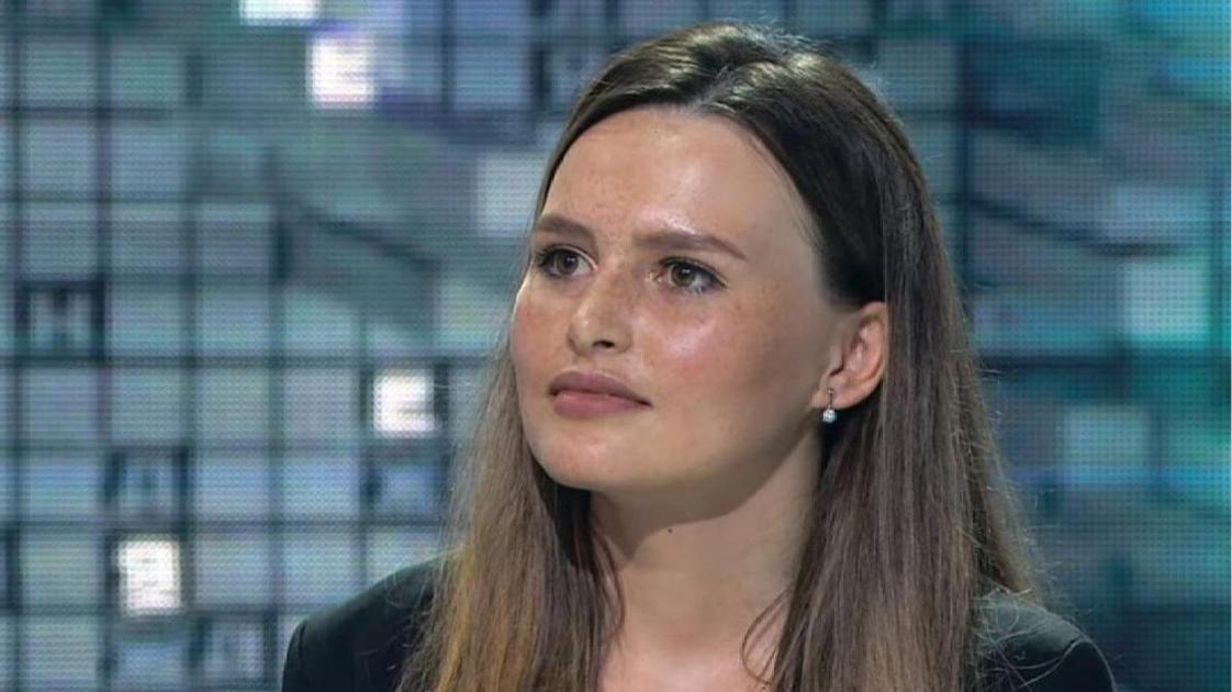 Как сейчас живет женщина, которую в младенчестве похитили из коляски около магазина: Ольга и Мария Синельниковы, похищение ребенка в Тольятти в 1996 году, Вера Лучкина  (Психология)